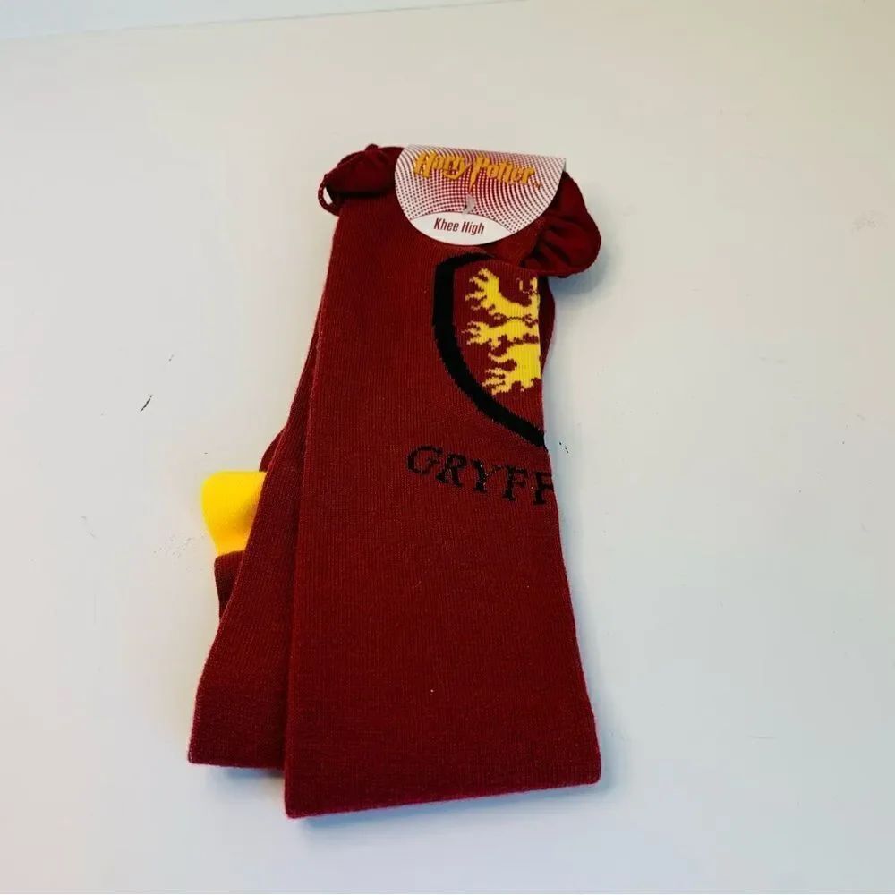 Harry Potter Knee High Gryffindor Socks NWT‎